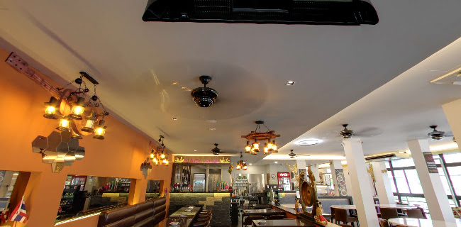 Naowarat Thai Cuisine - Hospitality and gastronomy