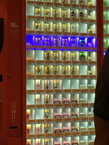 Chef-in-Box Vendcafé @ Blk 766 Pasir Ris - Singapore