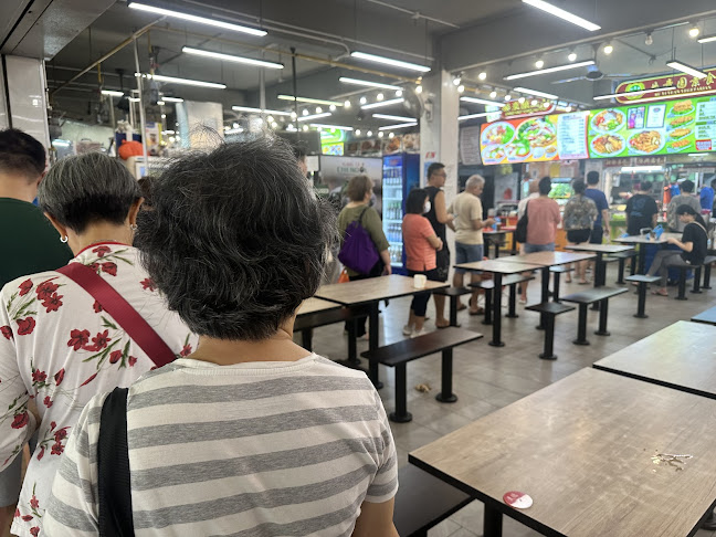 Ru Yi Yuan Vegetarian - Hospitality and gastronomy