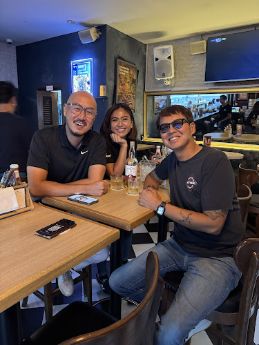 Harry's Angullia Park - Singapore