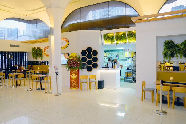 Burrata Joy & Gustavo Lapasta Katong V - Hospitality and gastronomy