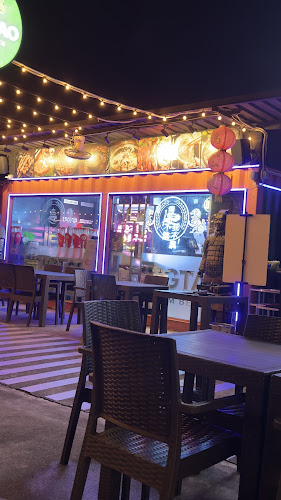 不饿不坐 - Singapore