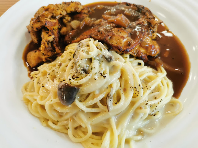 Broadway Coffeeshop @ 51 Changi Business Park Central 2 - Singapore