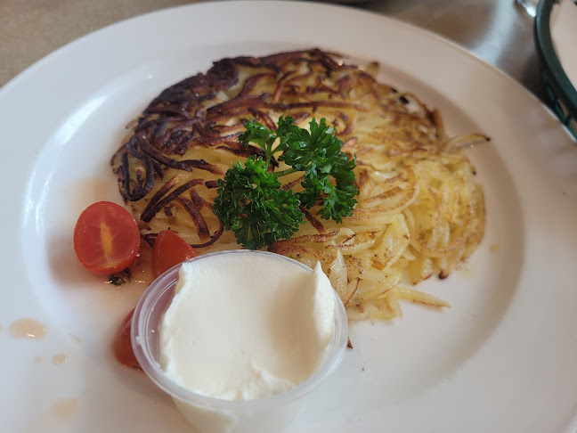 Buddy Hoagies Café & Grill (Waterway Point) - Singapore