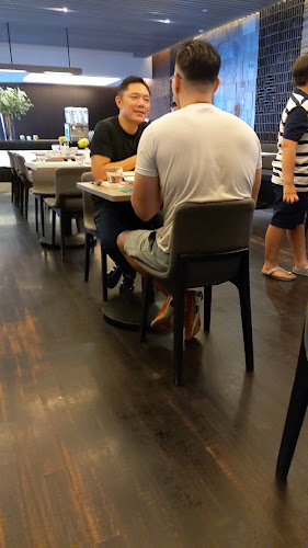 8 Sinaran Dr, #01-02/04 Oasia Hotel, Singapore 307470