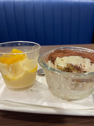 Poulet - White Sands - Hospitality and gastronomy