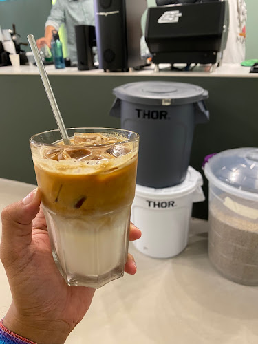 Comentarii opinii despre Plus Coffee Joint