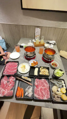 Paradise Hotpot (Compass One)