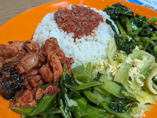 Comentarii opinii despre Blk 724 Ang Mo Kio Ave 6