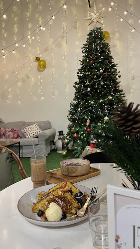 Bailey And Whiskey - Singapore