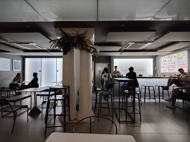 30 Victoria St, #01-06, Singapore 187996