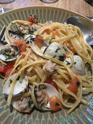 491 River Valley Rd, #01-01 Valley Point, Singapore 248371