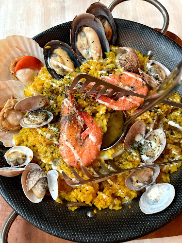 100 Tras St, #02-11, Singapore 079027