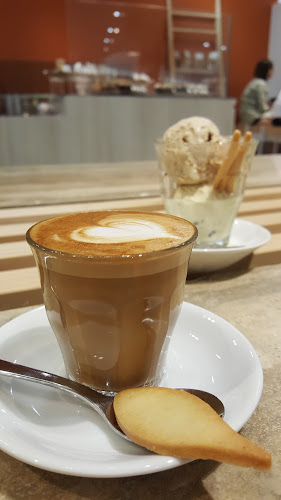 Comentarii opinii despre Plain Vanilla ION Orchard