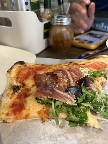 Fernando's Pizza @ Margaret Drive | Singapore - Hospitality and gastronomy