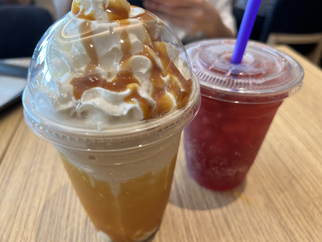 Opinii despre The Coffee Bean and Tea Leaf (Waterway Point) în Singapore - Hospitality and gastronomy