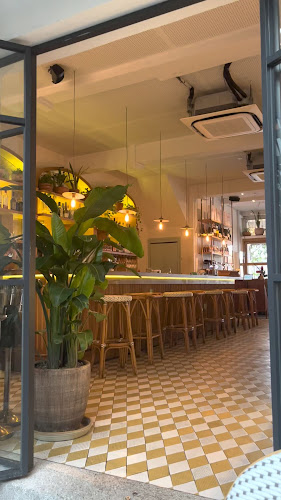 MERCI MARCEL TIONG BAHRU - Singapore