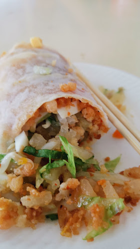 Broadway Coffeeshop @ 644 Hougang Ave 8 - Singapore