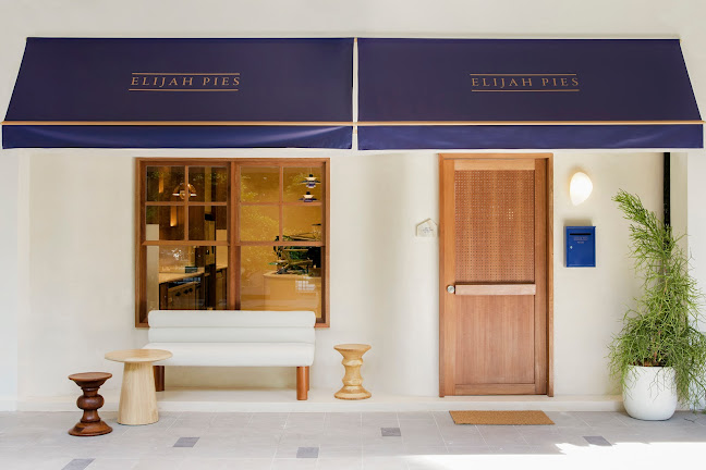 Elijah Pies - Tanjong Pagar