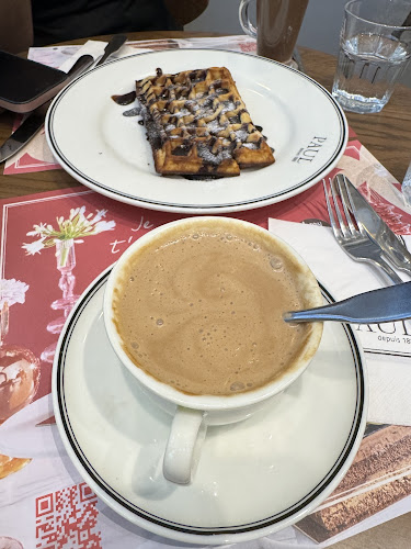 PAUL Marina Bay Link Mall - Hospitality and gastronomy