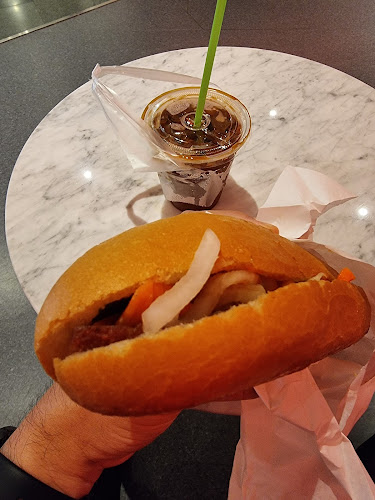 Bami Express - Hospitality and gastronomy