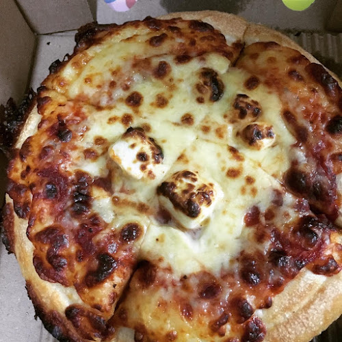 Pizza Hut Delivery - Bukit Merah - Singapore