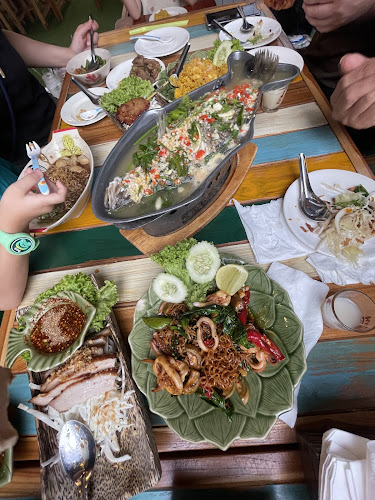 Warm Up Cafe @Mackenzie Road