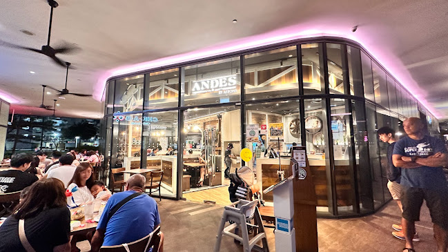 Opinii despre ANDES by Astons @ Woodsquare în Singapore - Hospitality and gastronomy