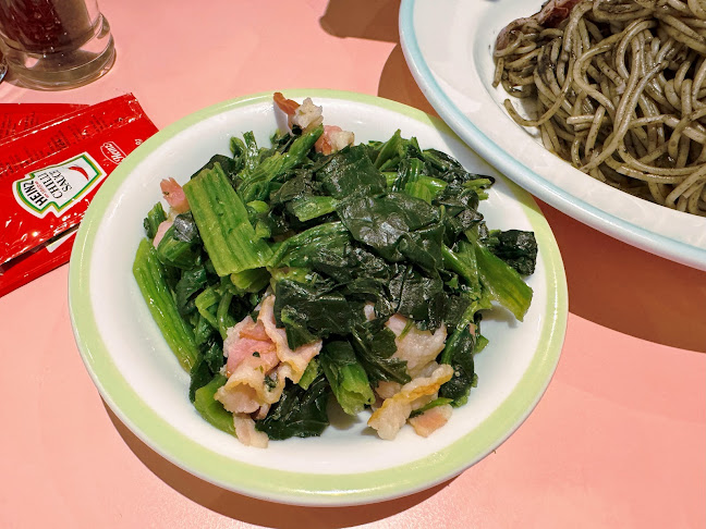 445 Bedok North Street 1, #01-01 Djitsun Mall, Singapore 469661