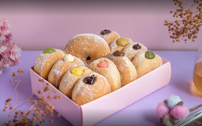 Delish "Hotel Pillow" Doughnuts