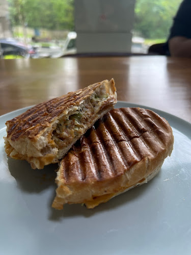 Comentarii opinii despre Wild Crumbs