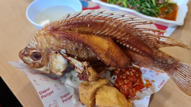 Orchard Rd, #01-59/62 176A, Singapore 238844