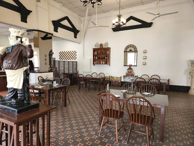 Beaulieu House (Sembawang Seafood Paradise) - Hospitality and gastronomy