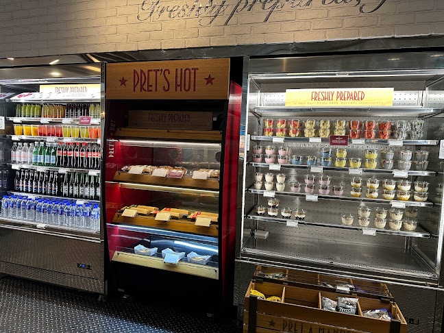 Pret A Manger (Terminal 3) - Hospitality and gastronomy