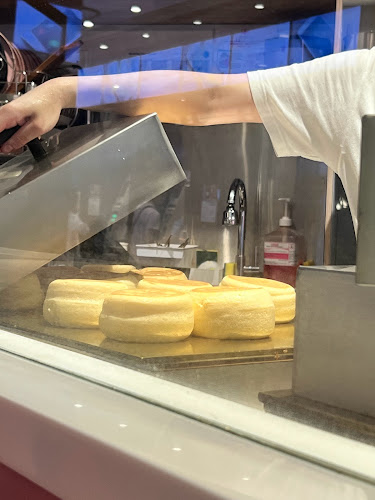 Fluff Stack (Tampines 1) - Hospitality and gastronomy