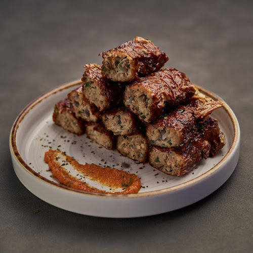 NIGHTSHIFT Bistro & Bar - Hospitality and gastronomy