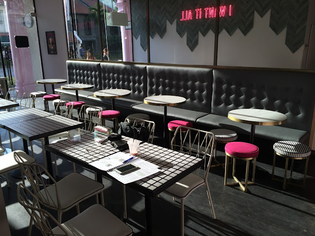 Comentarii opinii despre Cake Spade