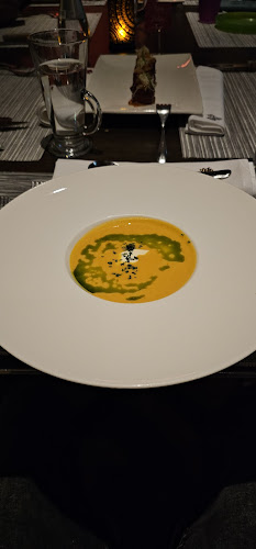 Wooloomooloo Steakhouse Singapore - Hospitality and gastronomy