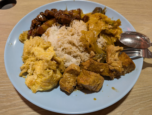 Wan Jin Yuan 万金园 - Hospitality and gastronomy