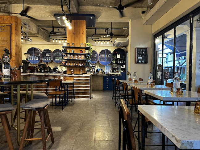 Common Man Coffee Roasters - Joo Chiat Road - Hospitality and gastronomy