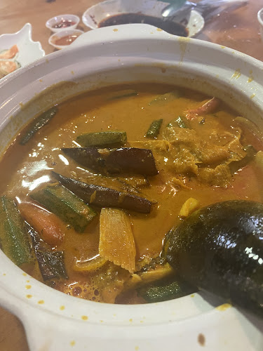 Li Yuan Seafood Fish Head Steamboat - Hospitality and gastronomy