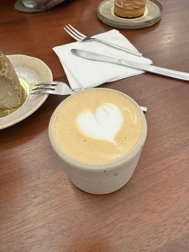 Simple Café 簡單。 - Singapore