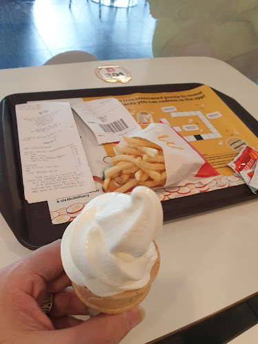 920 Yishun Ave 2, #01-17 Yishun Bus Interchange, Singapore 769100