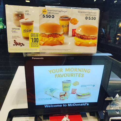 Opinii despre McDonald's Buangkok Square în Singapore - Hospitality and gastronomy