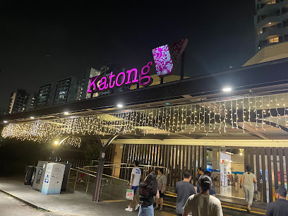 Burrata Joy & Gustavo Lapasta Katong V