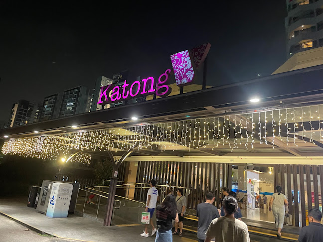 Burrata Joy & Gustavo Lapasta Katong V