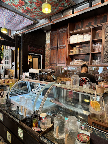 Comentarii opinii despre Bites & Brews