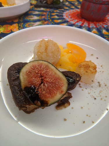 Honestspaces - Hospitality and gastronomy