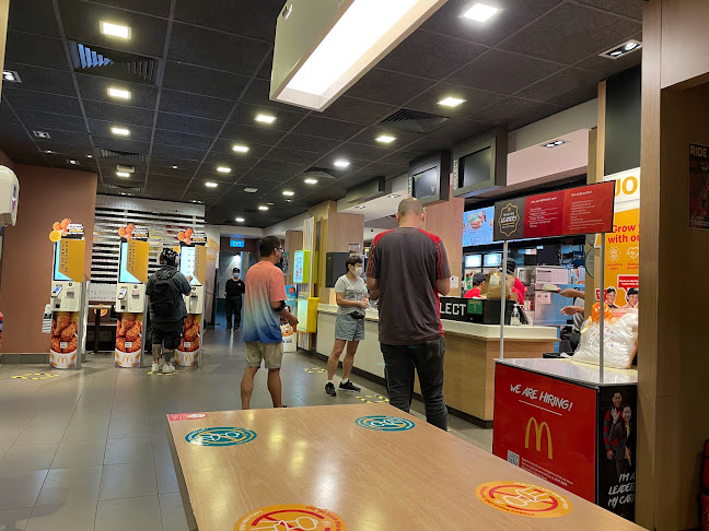 Opinii despre McDonald's Bedok Reservoir în Singapore - Hospitality and gastronomy