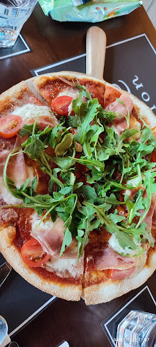 Wine Connection Bistro - Hospitality and gastronomy